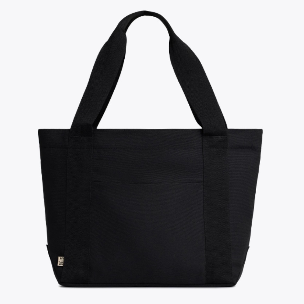 NWOT BEIS The BÉISics Tote